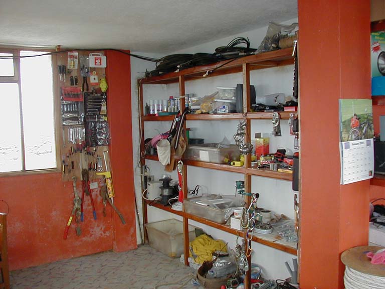 P2050012