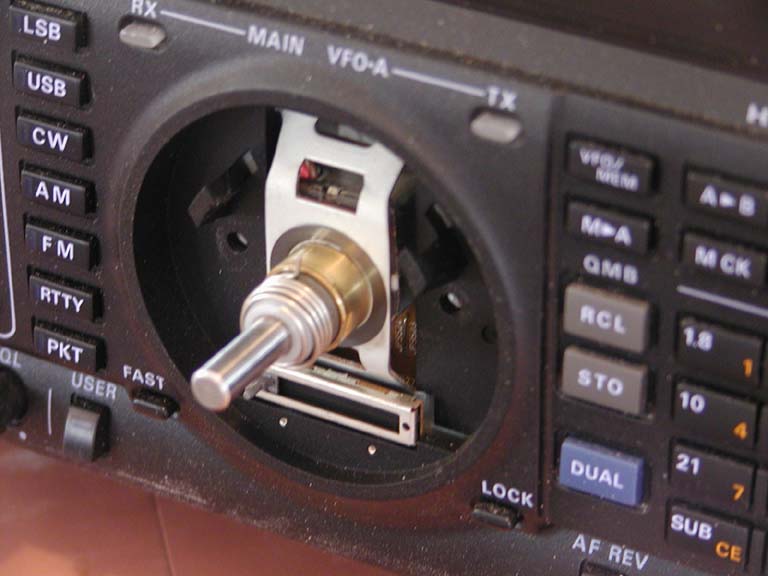 PB180045
